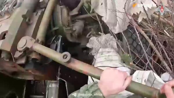 Russia's Giatsint-B Howitzers Destroy Enemy Stronghold in Krasnoarmeysk Area - Sputnik Africa