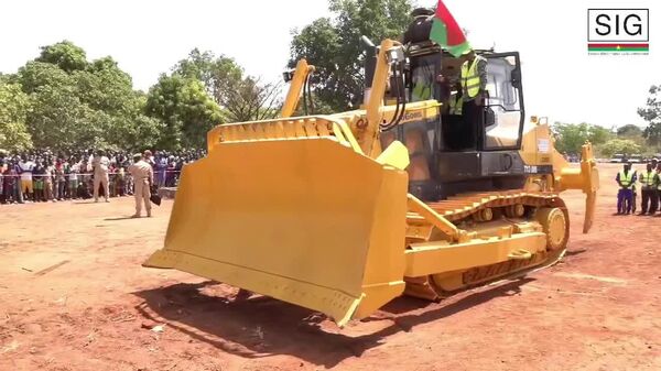 Le Burkina entame des travaux de réhabilitation et de bitumage sur deux routes - Sputnik Afrique