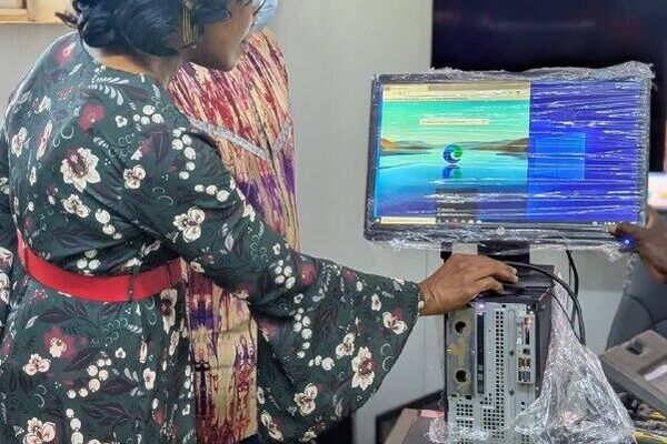 Numérique inclusif: le Burkina Faso lance le recyclage de son matériel informatique Numérique inclusif: le Burkina Faso lance le recyclage de son matériel informatique - Sputnik Afrique