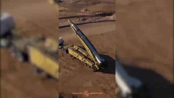 Iran Deploys ‘Dancing Missile’ Against Adversaries: Why Sejjil is Major Shift - Sputnik Africa