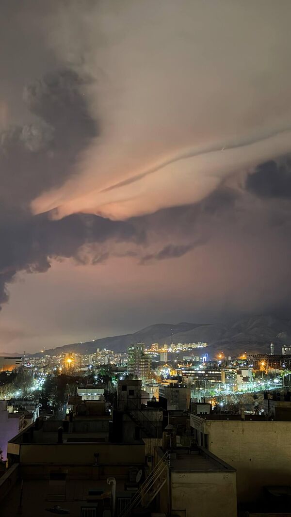 Une explosion dans un dépôt pétrolier de Shahran, dans l'ouest de Téhéran - Sputnik Afrique