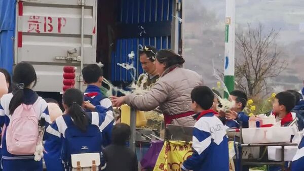 #viral | Cotton Candy Fail Brings Joy to Students in China's Guizhou - Sputnik Africa