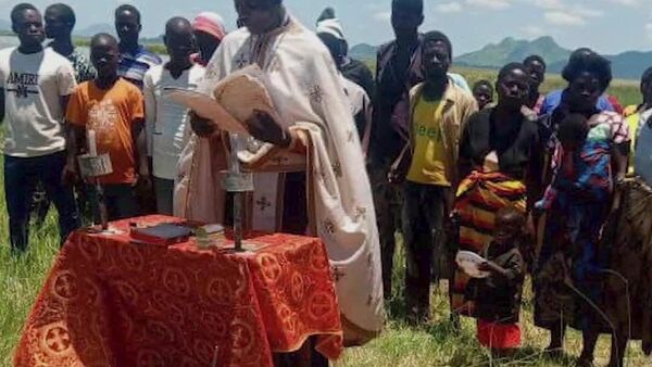 New Life in Christ: 112 Baptized in Malawi, Russian Orthodox Church Says - Sputnik Africa
