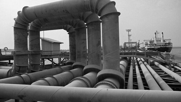 Les États-Unis sont en train de jouer le basculement dans un krach économique et financier mondial Les États-Unis sont en train de jouer le basculement dans un krach économique et financier mondial - Sputnik Afrique