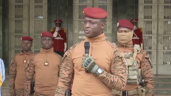 Le Burkina se réoriente vers la Révolution, le Président annonce la sortie du Manifeste - Sputnik Afrique