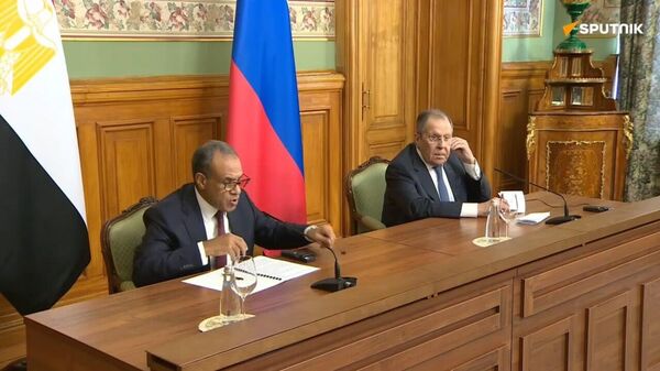 Conférence de presse conjointe de Sergueï Lavrov avec Badr Abdelatty - Sputnik Afrique