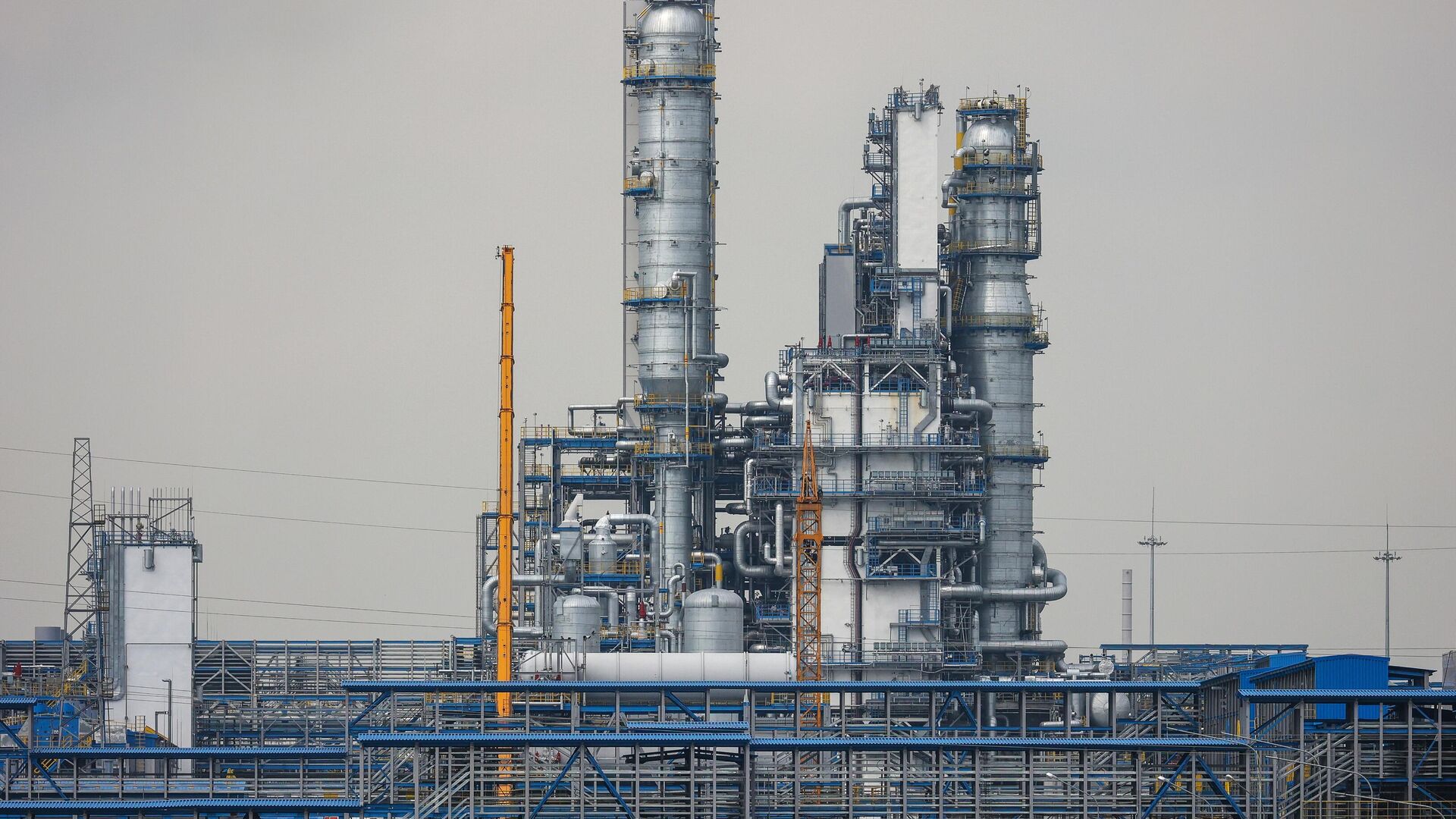 Gazprom's Amur Gas Processing Plant, that extracts methane-associated gases from natural gas, as well as helium. Gazprom's Amur Gas Processing Plant, that extracts methane-associated gases from natural gas, as well as helium. - Sputnik Africa, 1920, 08.04.2026