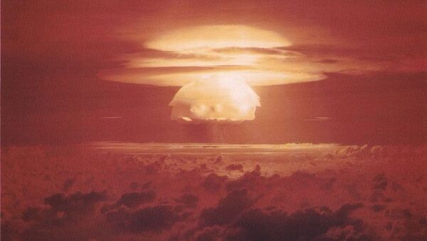 Nuclear weapon test Bravo (yield 15 Mt) on Bikini Atoll - Sputnik Africa