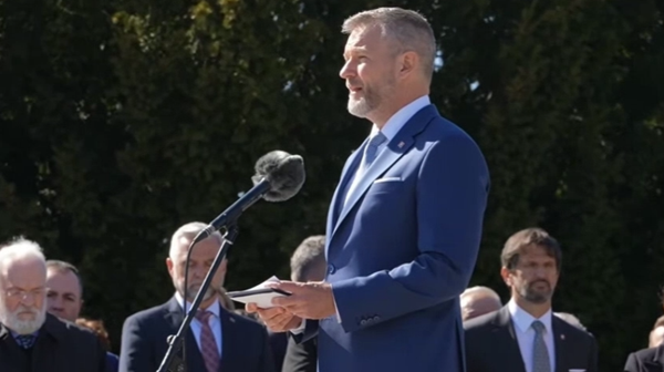 Slovakia will not forget it was liberated by Red Army — Slovakian president - Sputnik Africa