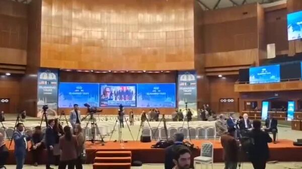 L'Iran prêt à se défendre si le cessez-le-feu avec Washington s'effondre, selon un diplomate - Sputnik Afrique