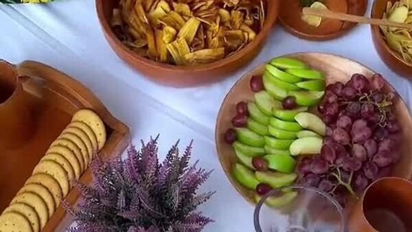 'Free Ourselves From Colonial Habit:' Uganda Backs Traditional Wooden Containers Proven to Be Safe - Sputnik Africa