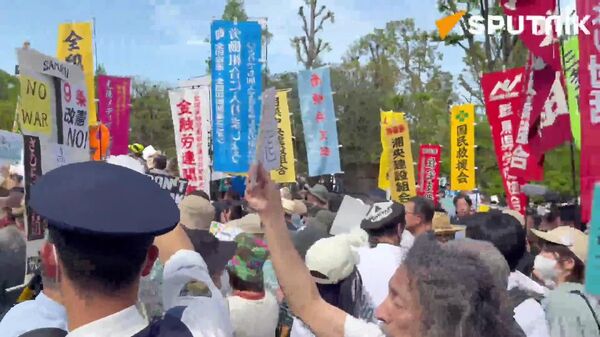 🪖 Un rassemblement contre la militarisation du pays s'est tenu devant la Diète japonaise - Sputnik Afrique