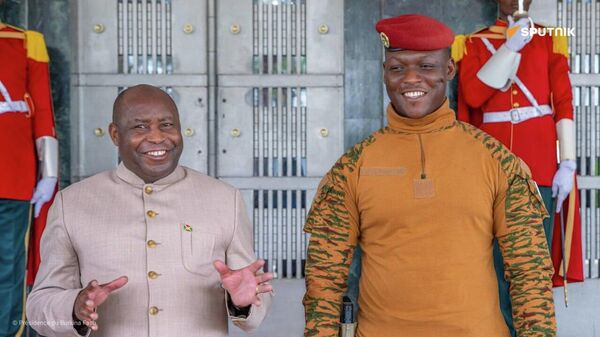 Évariste Ndayishimiye🇧🇮 et Ibrahim Traoré - Sputnik Afrique