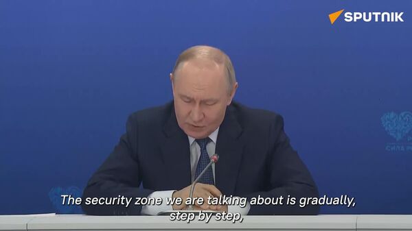 Putin: Security zone on border with Ukraine gradually being created - Sputnik Africa