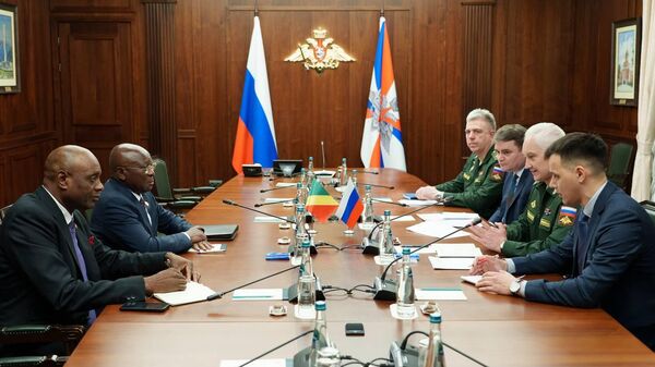 Russian Defense Minister Andrey Belousov Holds Talks With Congolese Counterpart Raymond Mboulou, April 2026. - Sputnik Africa