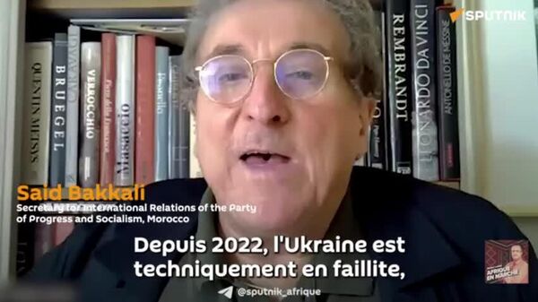 Chèque de 90 milliards à l'Ukraine: l'UE fonce vers un Tchernobyl financier, selon un politologue - Sputnik Afrique