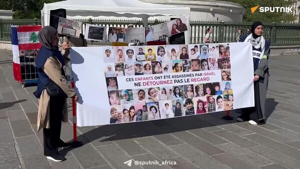 Rally in Paris Pays Tribute to Journalists Assassinated by Israel in Lebanon - Sputnik Africa