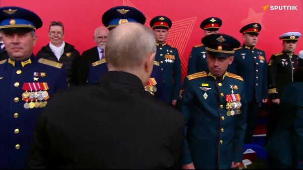 Vladimir Putin Greets Veterans After the 81st Victory Over Nazism Parade - Sputnik Africa
