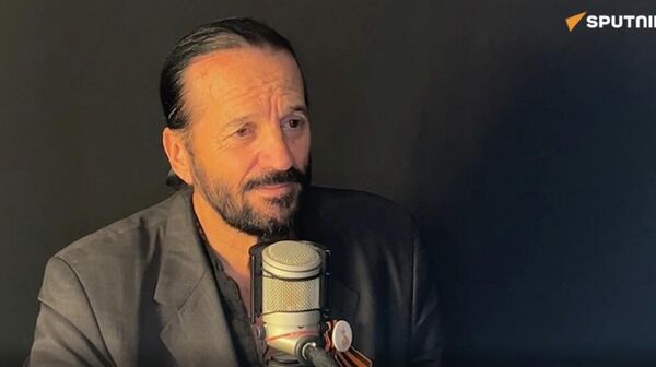Francis Lalanne, chanteur français - Sputnik Afrique
