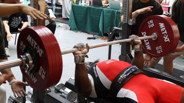 Burkinabé Athlete Wins Gold in Powerlifting in China: Sports Ministry - Sputnik Africa