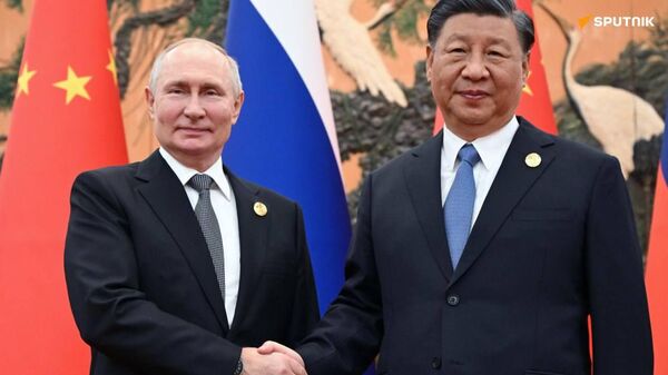 Vladimir Poutine et Xi Jinping s'entretiendront en Chine en comité restreint et élargi - Sputnik Afrique