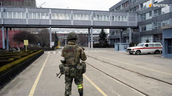 Kiev a mené cette nuit l'attaque la plus violente de mémoire récente non loin de la centrale nucléaire de Zaporojié – autorités - Sputnik Afrique
