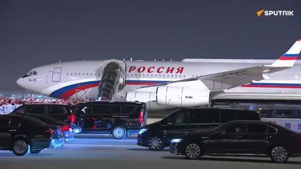 Les images de l'acceuil réservé à Vladimir Poutine à son arrivée à Pékin - Sputnik Africa