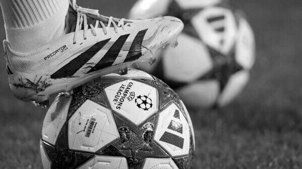 On est en train d'assister à la mort du football populaire au profit du football business - Sputnik Afrique
