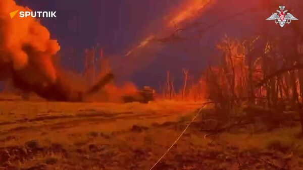Russian Artillery Obliterates Ukrainian Positions & Manpower in Zaporozhye Region: MoD - Sputnik Africa