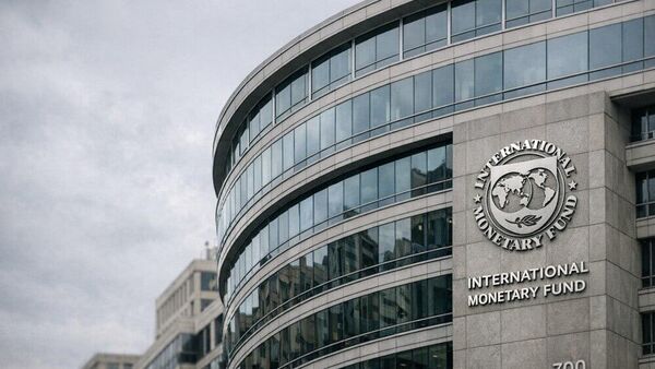 IMF Trying to 'Suffocate Senegal Economically and Financially,' Says Journalist - Sputnik Africa