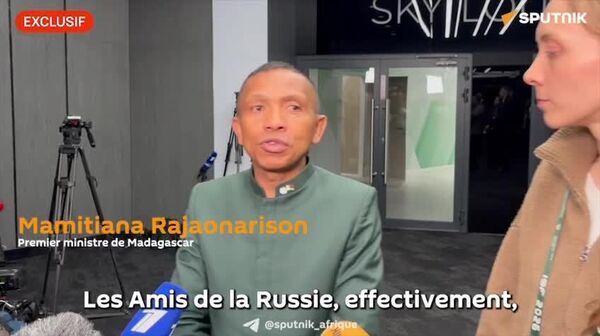 Nous sommes en train de mettre en place une vraie démocratie à la malgache, affirme le Premier ministre du pays - Sputnik Afrique
