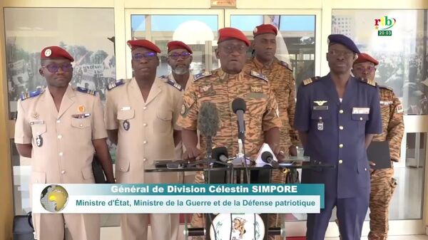 Le Parlement burkinabè adopte une loi sur la réserve militaire - Sputnik Afrique