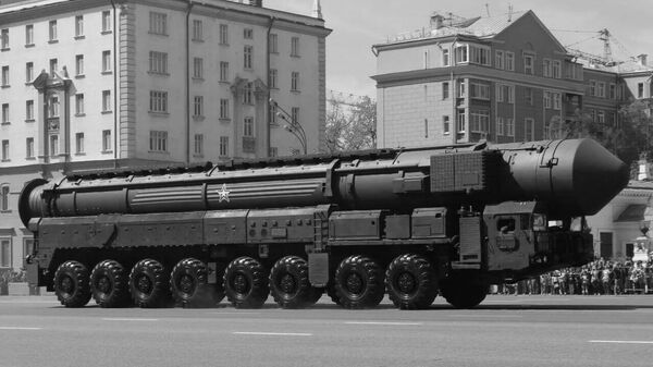 Essai du Sarmat: Un excellent armement et il marche puisqu’il vient d’être testé avec succès - Sputnik Afrique