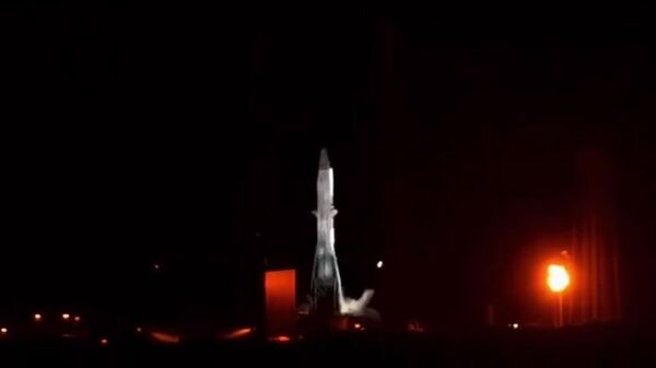 Huge Explosion at Cape Canaveral, US: Blue Origin's New Glenn Rocket Erupts in Fireball During Test - Sputnik Africa