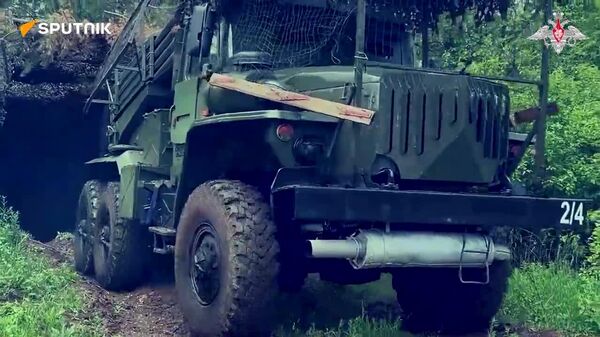 Russian Grad MLRS Artillery Strikes Ukrainian UAVs Deployment Area: MoD - Sputnik Africa