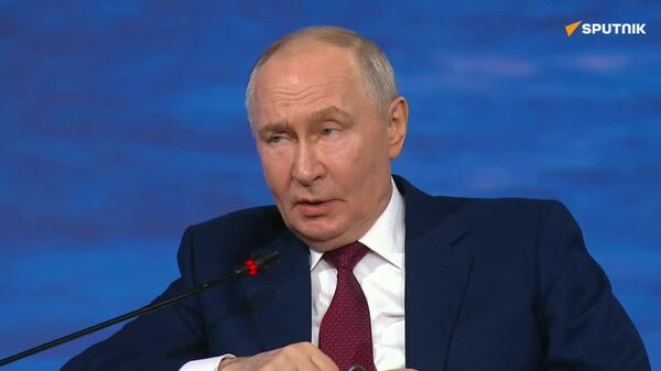L'Ukraine tente de développer des drones, mais sans grand succès - Poutine - Sputnik Afrique