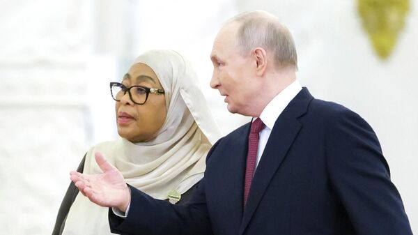 Rejecting Western-Imposed Democracy: Kenyan Official Praises Hassan-Putin Alignment - Sputnik Africa