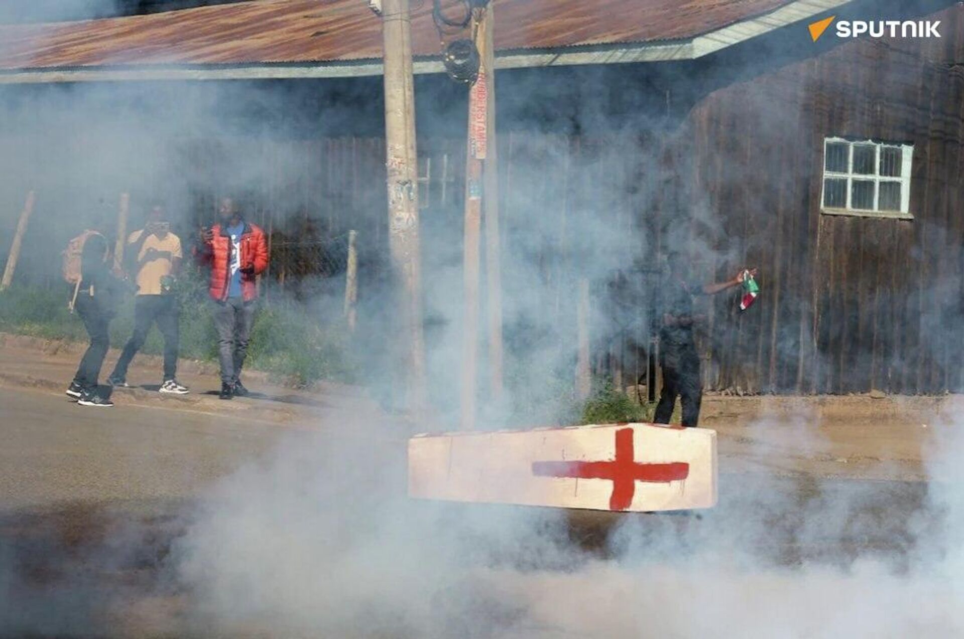 Kenyan Police Fire Tear Gas to Disperse Protesters as Opposition to US Ebola Facility Intensifies: Correspondent - Sputnik Africa, 1920, 09.06.2026