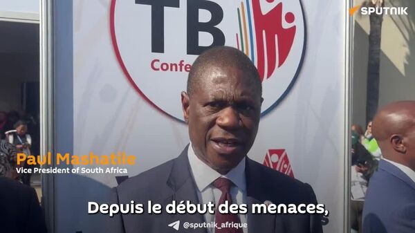 Nous mettons tout en œuvre pour parvenir à l’autosuffisance - le vice-Président sud-africain concernant le retrait du programme américain PEPFAR de lutte contre le sida - Sputnik Afrique
