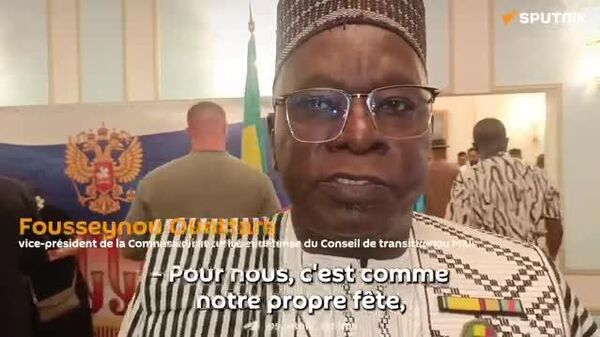 Avec un tel grand pays que la Russie ,nous devenons aussi grands - vice-président de la Commission sécurité - Sputnik Afrique