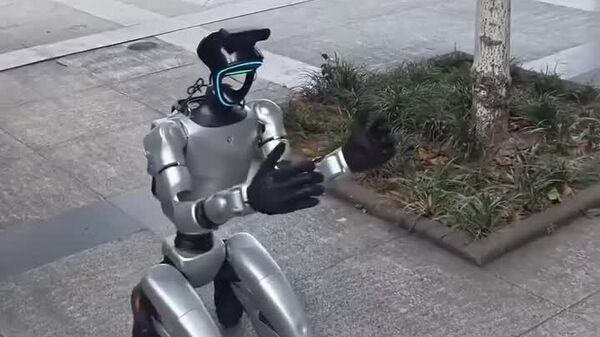 L’IA passe à la mendicité: robot humanoïde dans la rue - Sputnik Afrique