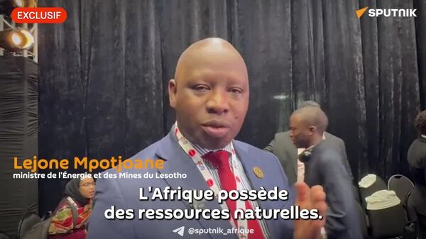 L'Afrique dit stop à l'exportation des emplois: cap sur la transformation locale des ressources, selon le ministre de l'Énergie du Lesotho - Sputnik Afrique