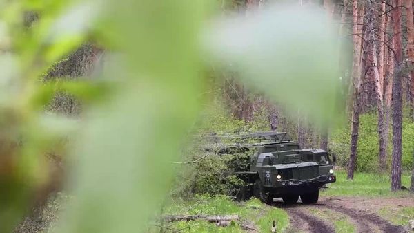 Russian Artillery Eliminates Ukrainian Vehicles & Manpower in SMO Zone: MoD - Sputnik Africa