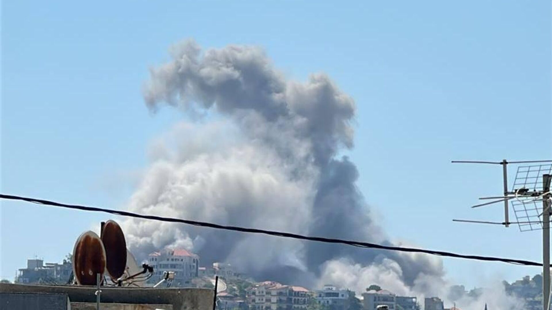 Israël continue de frapper le sud du Liban malgré le cessez-le-feu Israël continue de frapper le sud du Liban malgré le cessez-le-feu - Sputnik Afrique, 1920, 20.06.2026