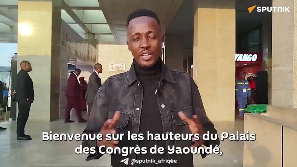 C'était l'occasion de discuter de l'environnement économique — correspondant de Sputnik Afrique en marge du Salon de l'entrepreneuriat au Cameroun C'était l'occasion de discuter de l'environnement économique — correspondant de Sputnik Afrique en marge du Salon de l'entrepreneuriat au Cameroun - Sputnik Afrique