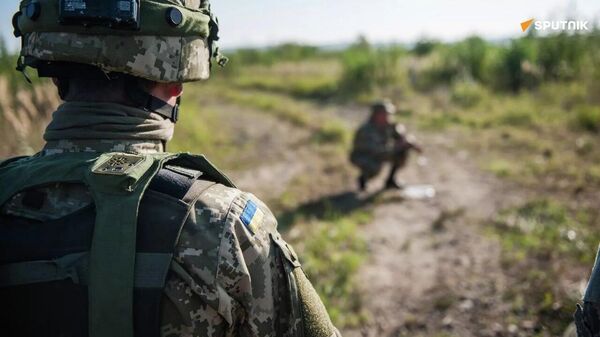 L'Ukraine recourt à des méthodes terroristes parce qu'elle essuie des échecs sur le front — un docteur en sciences politiques - Sputnik Afrique