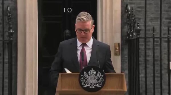 Keir Starmer annonce sa démission du poste de Premier ministre britannique en pleurnichant - Sputnik Afrique