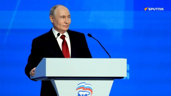 Les élites occidentales tentent sans succès de semer le trouble en Russie, selon Poutine - Sputnik Afrique
