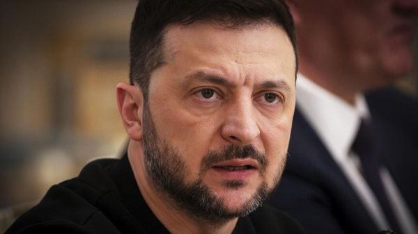 Un ancien Président tchèque veut retirer l’Ordre du Lion blanc, la plus haute distinction du pays, à Zelensky - Sputnik Afrique