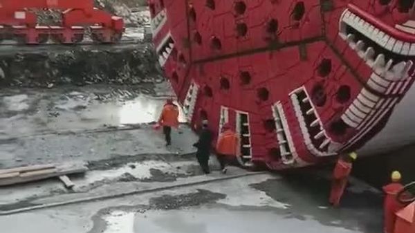 Tunnel Boring Machine is Engineering Marvel That Carves Through Rock, Clears Debris & Installs Lining All in One Seamless Motion - Sputnik Africa